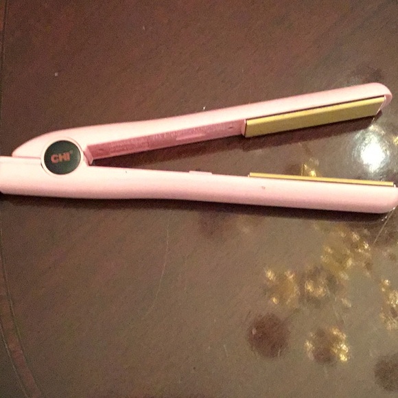 CHI Accessories - Chi flat iron